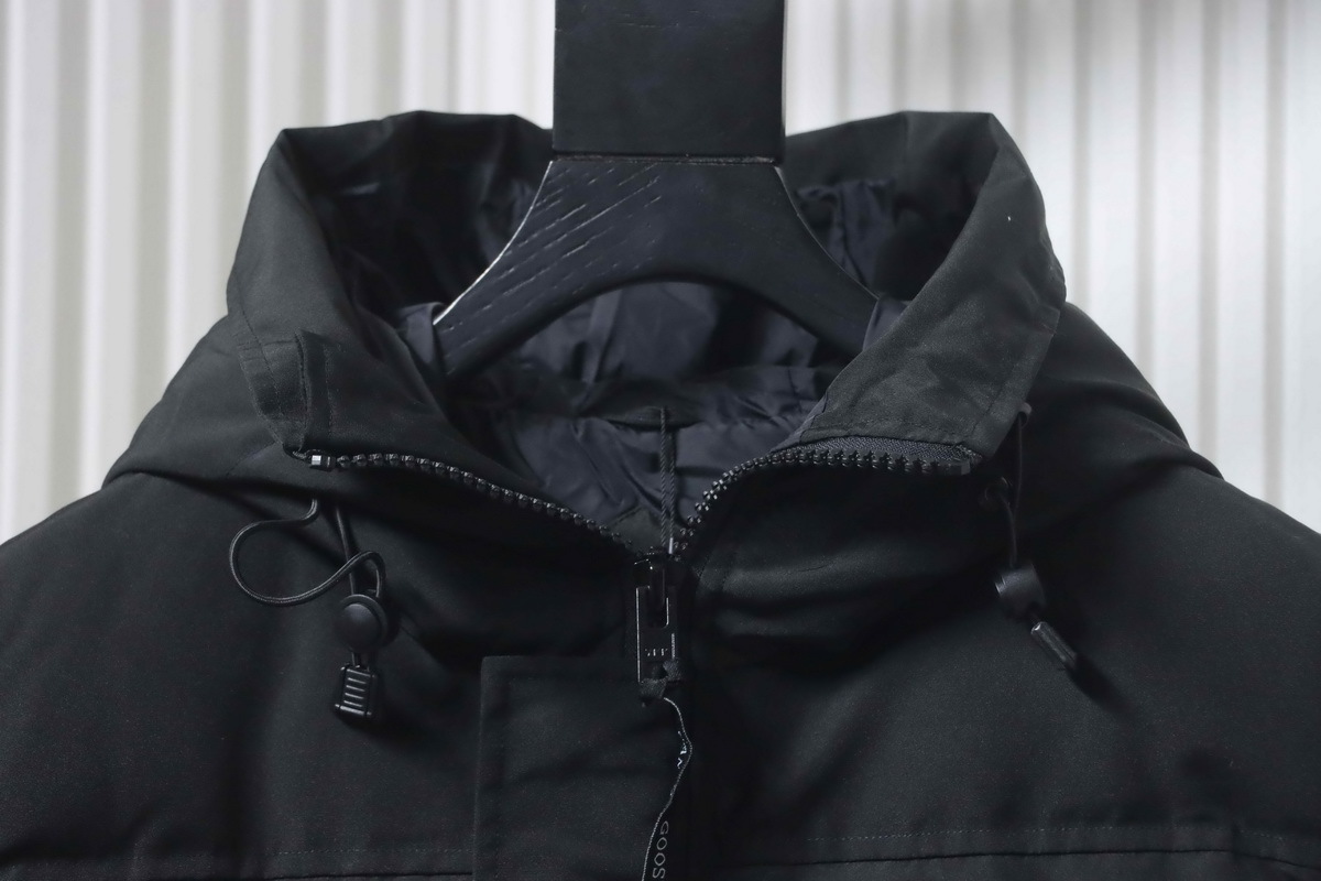 Canada Goose 17 Red Label Model Down Jacket Black