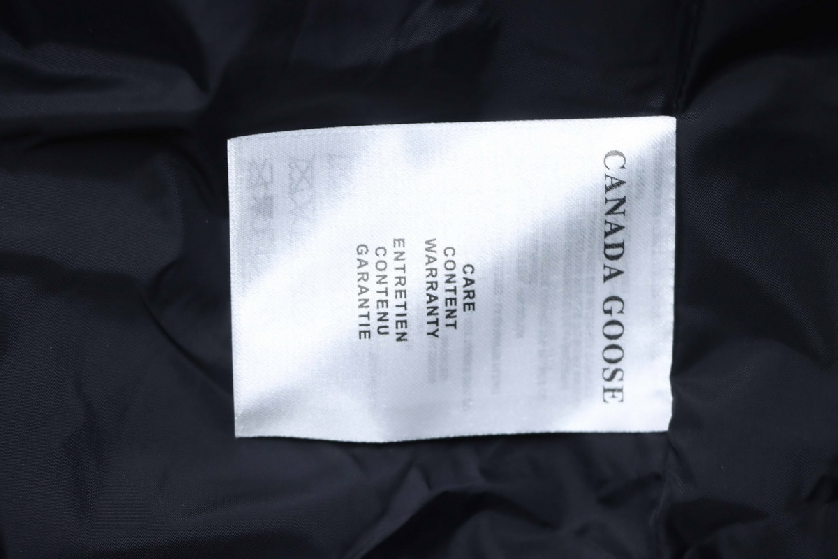 Canada Goose 17 Red Label Model Down Jacket Black