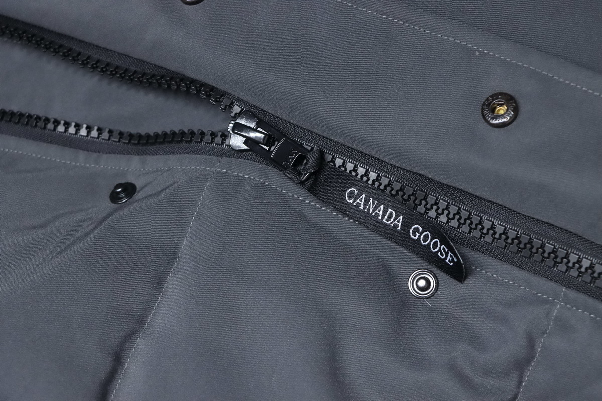 Canada Goose 17 Red Label Model Down Jacket Grey