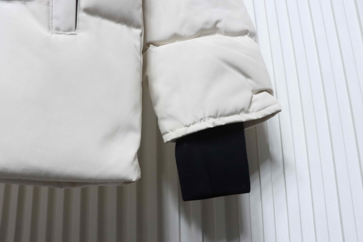 Canada Goose 388M Classic Parker 29 Down Jacket White