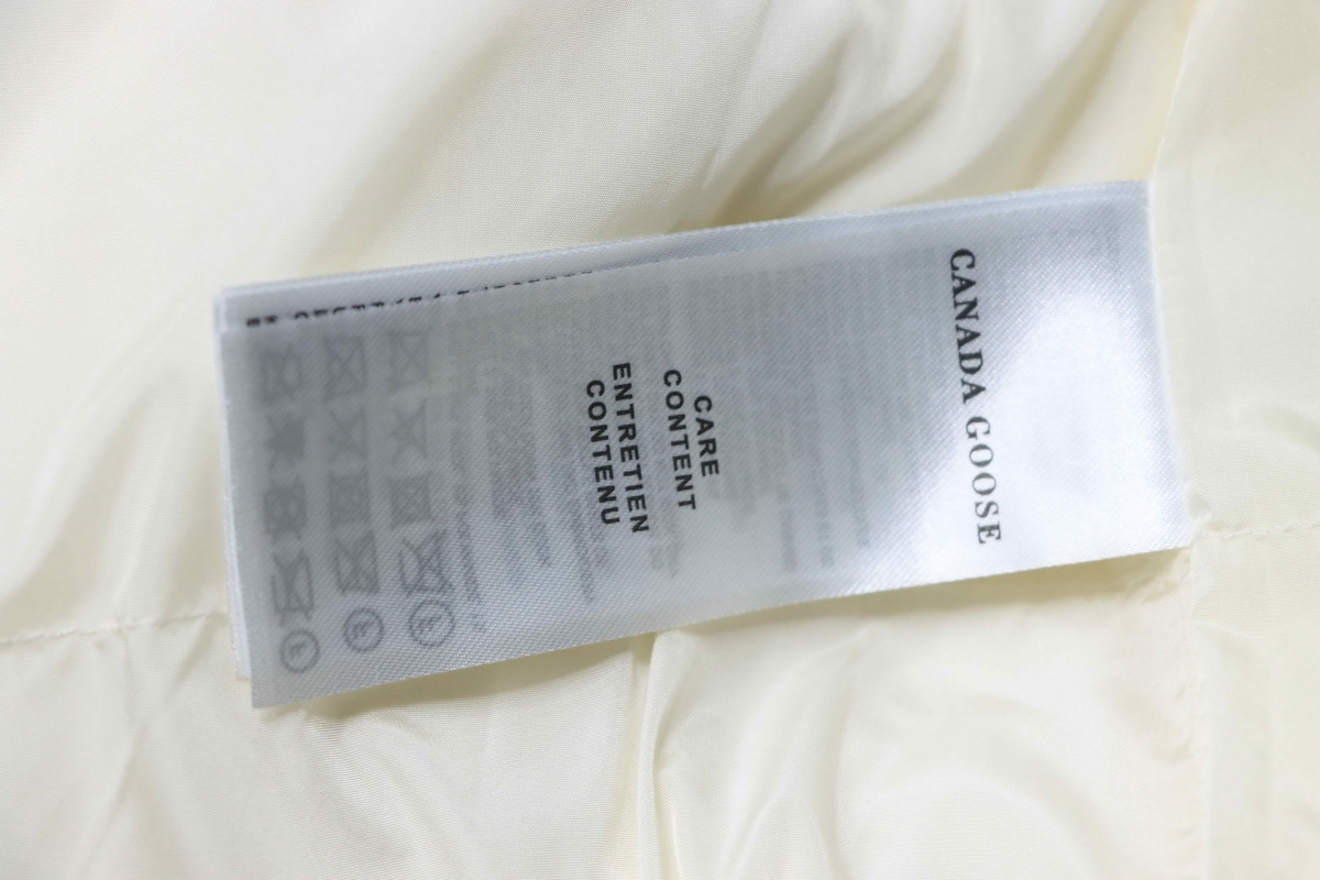 Canada Goose Hybridge Quilted Knit Jacket White