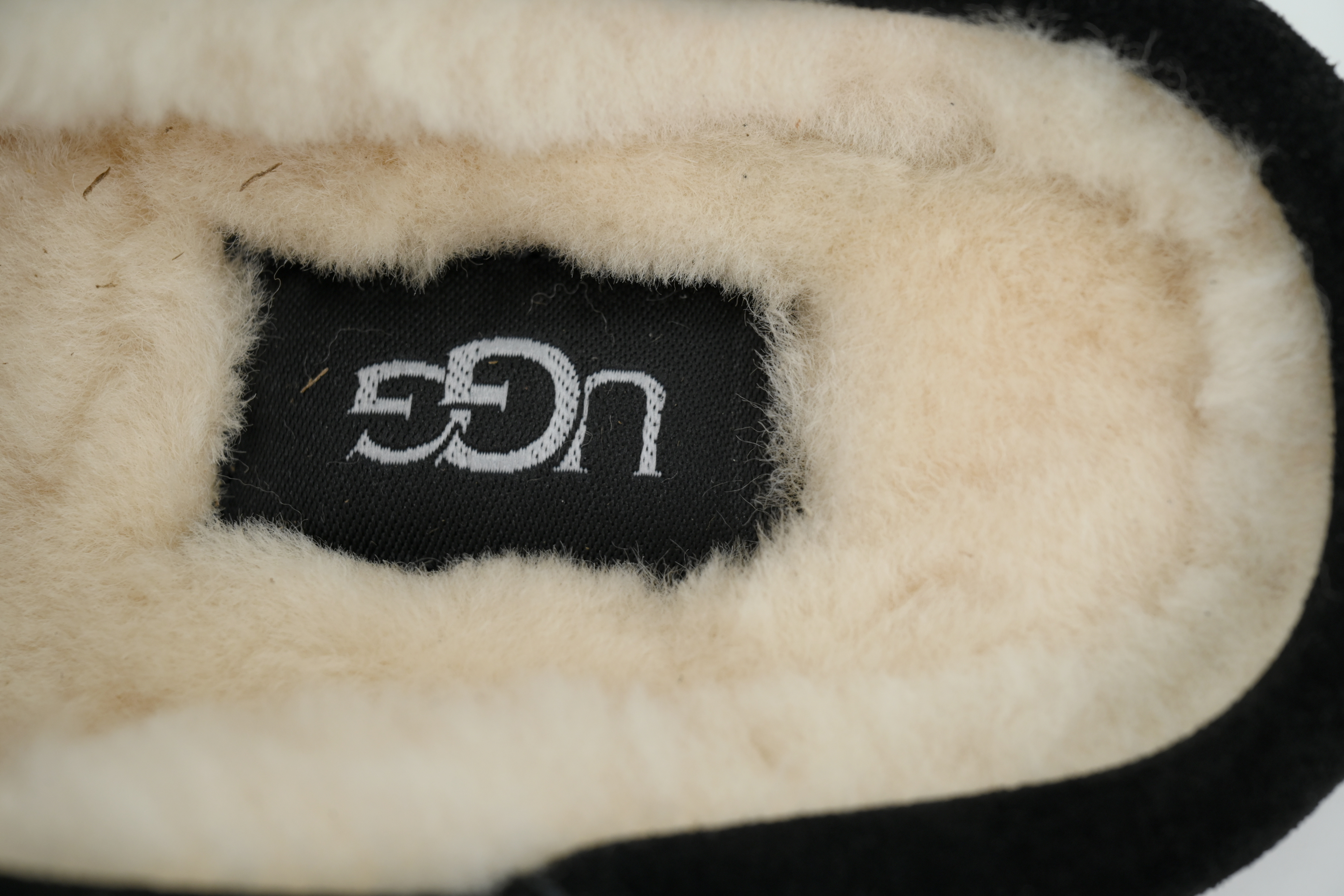 UGG Thin And Light Black Kick