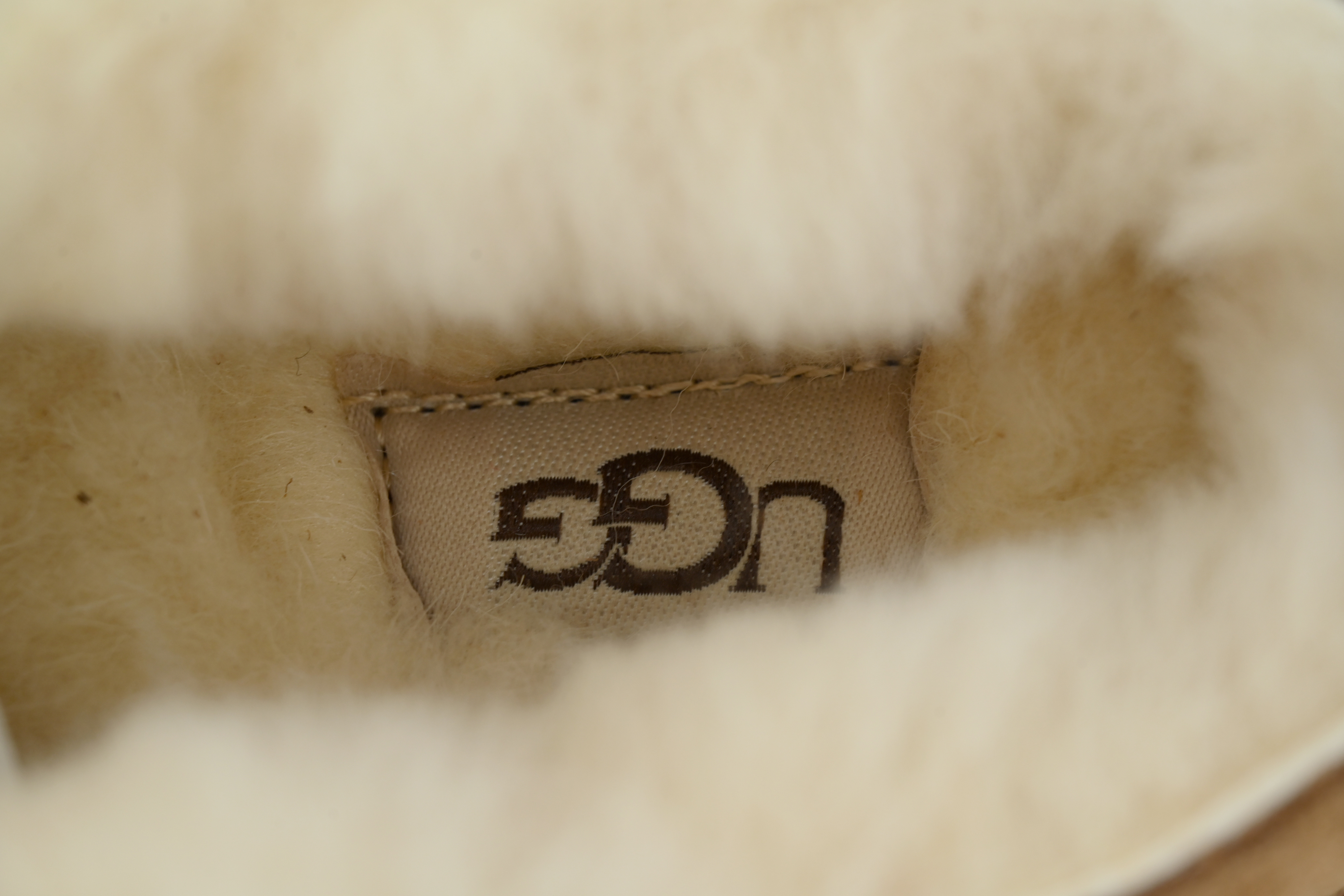 UGG Thin Base Chestnut Color