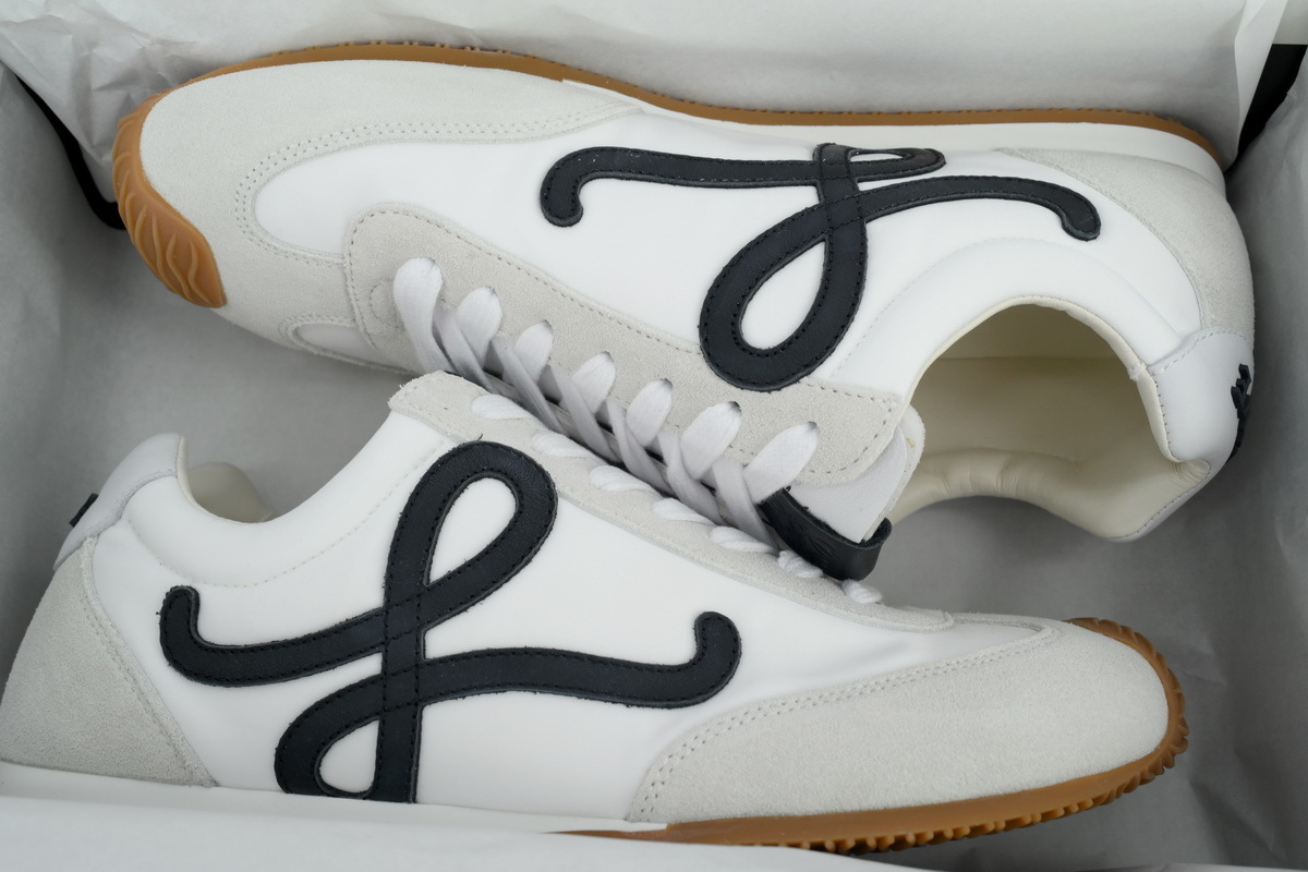 LOEWE Ballet Runner 2.0 White Black LLBR282X01-2101