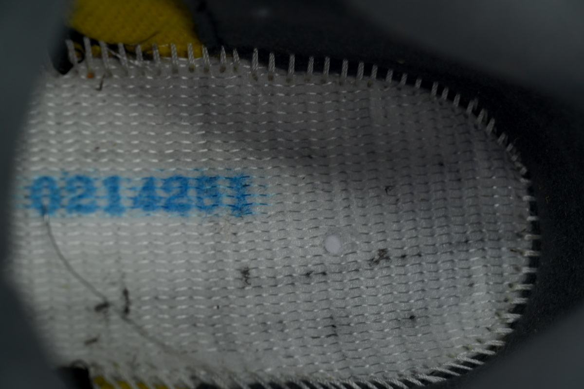 Air Jordan 5 Retro T23 Tokyo 2025 IO3372-700