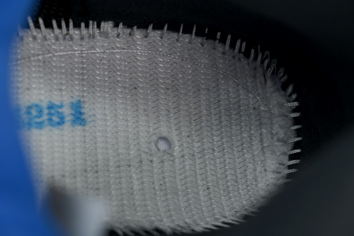 Air Jordan 5 Retro x Awake NY Black Racer Blue DV4982-004 