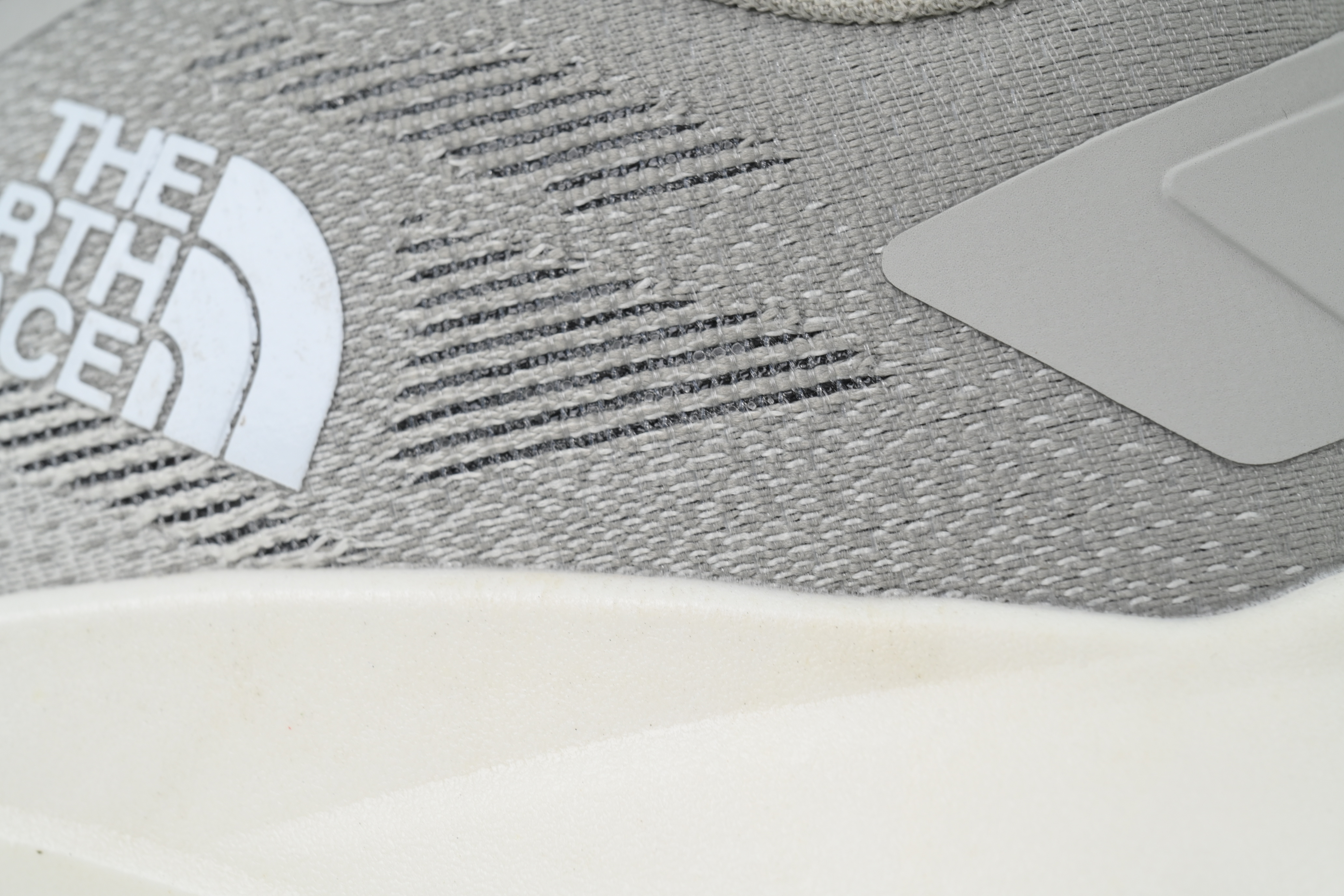 THE NORTH FACE Vectiv Enduris 4 Grey NF0A8AEP-7UP