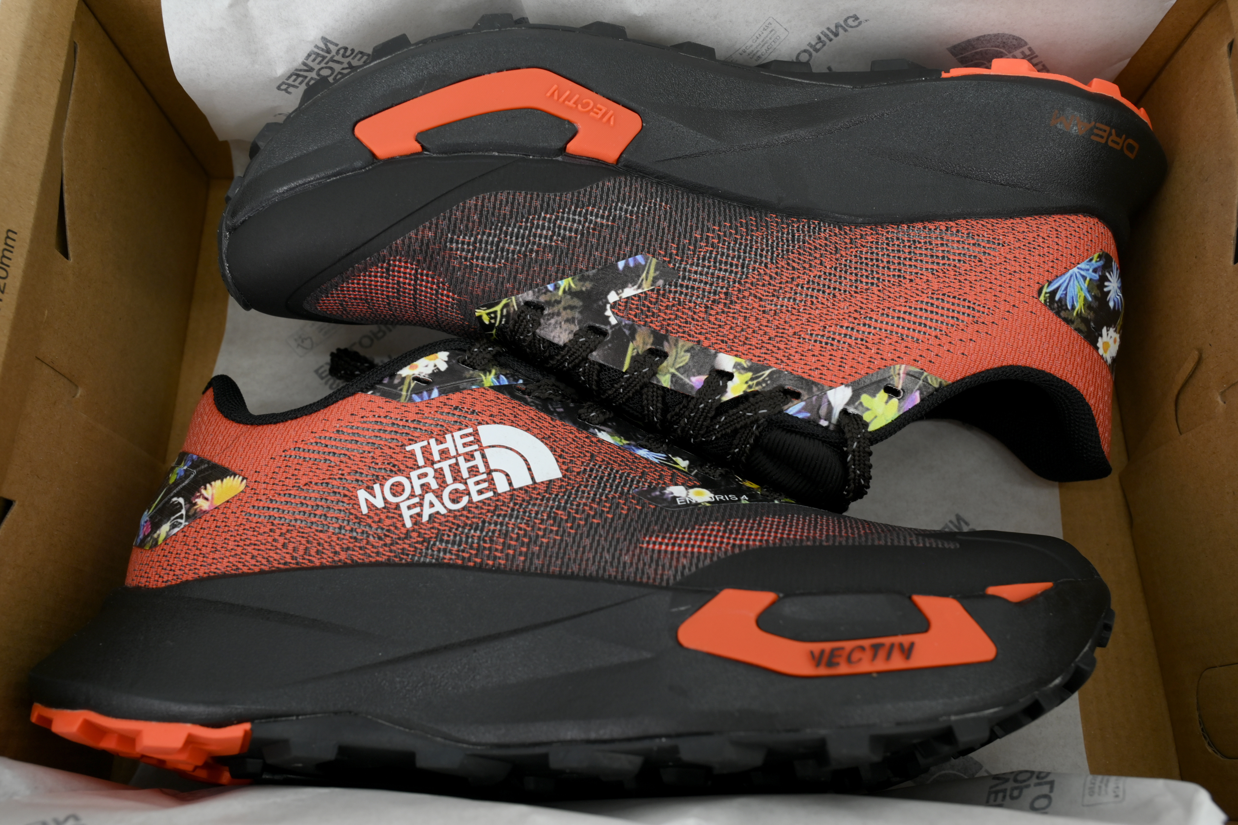 THE NORTH FACE Vectiv Enduris 4 Orange NF0A8DA4-GHW