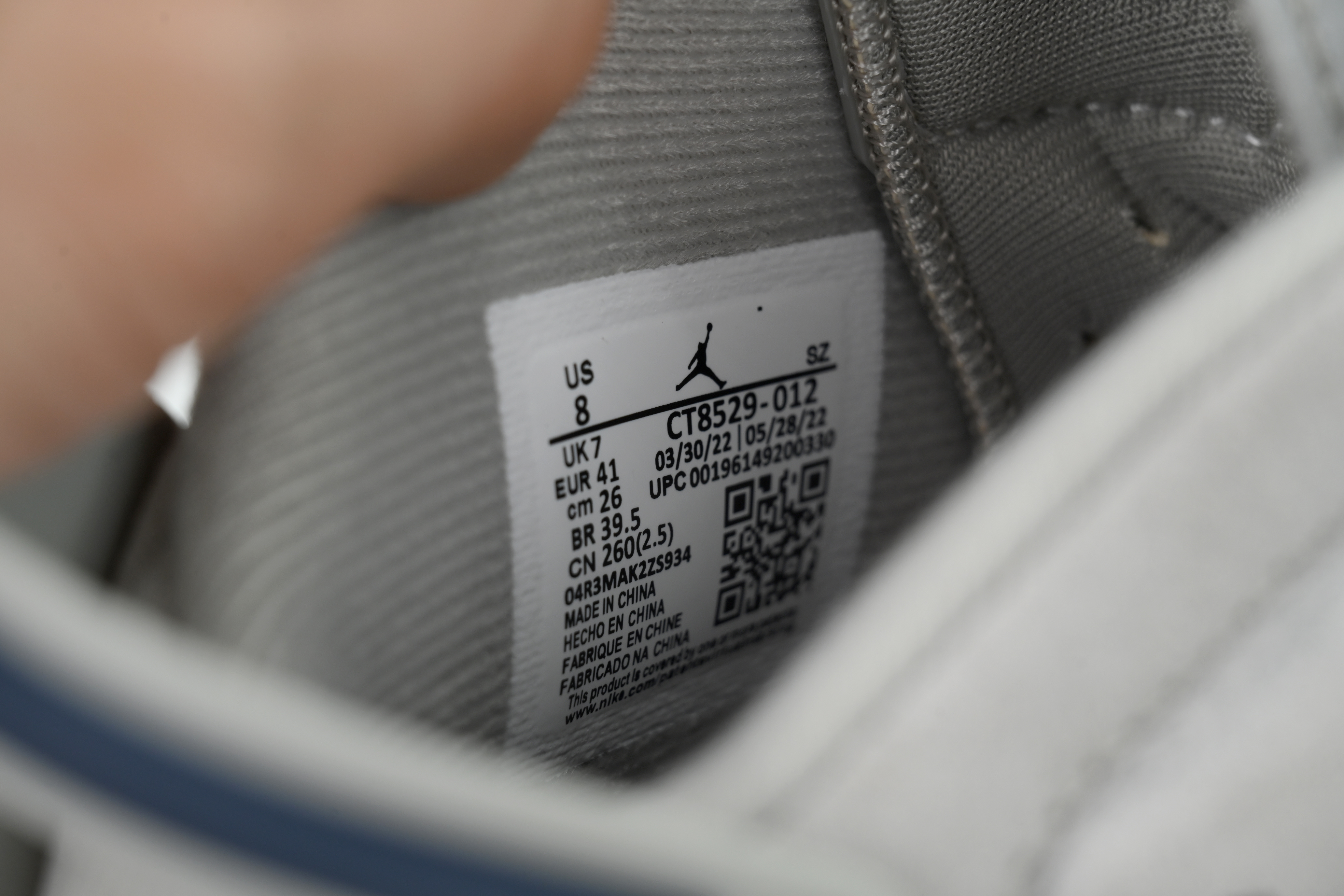 Air Jordan 6 Retro GS Georgetown 384665-012