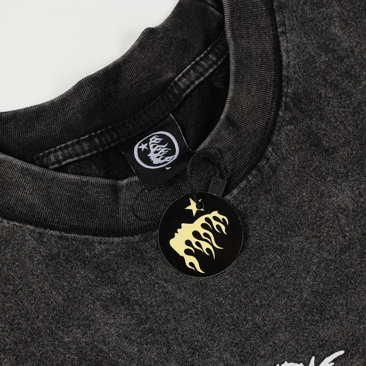 Hellstar Christ Long-Sleeve Washed Black T-Shirt D3102 Old Brick Red