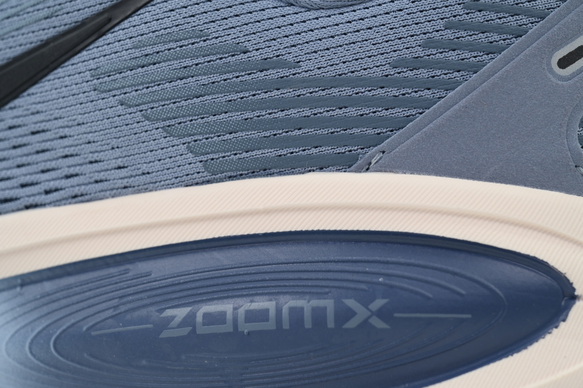 NIKE Vomero 18 Ashen Slate HM6803-402