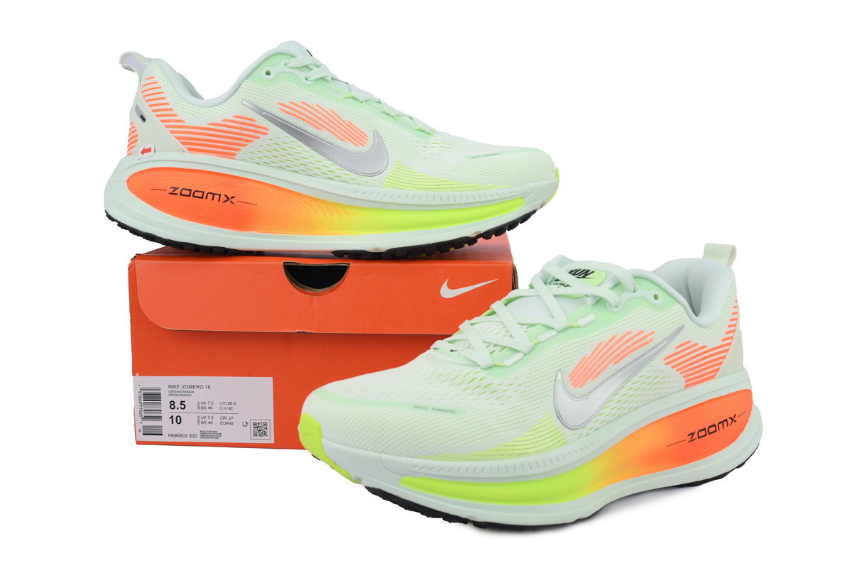 NIKE Vomero 18 Barely Green Hyper Crimson HM6803-300