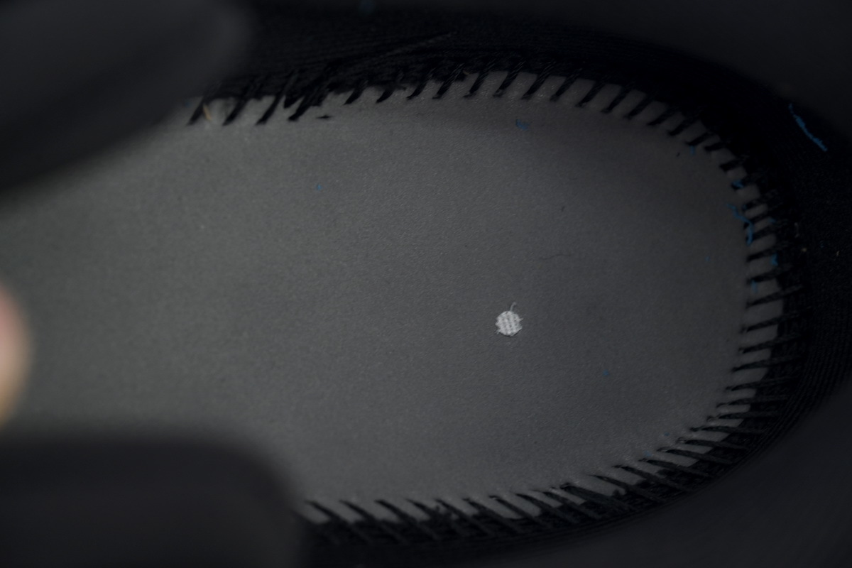 NIKE Vomero 18 Black HM6803-007