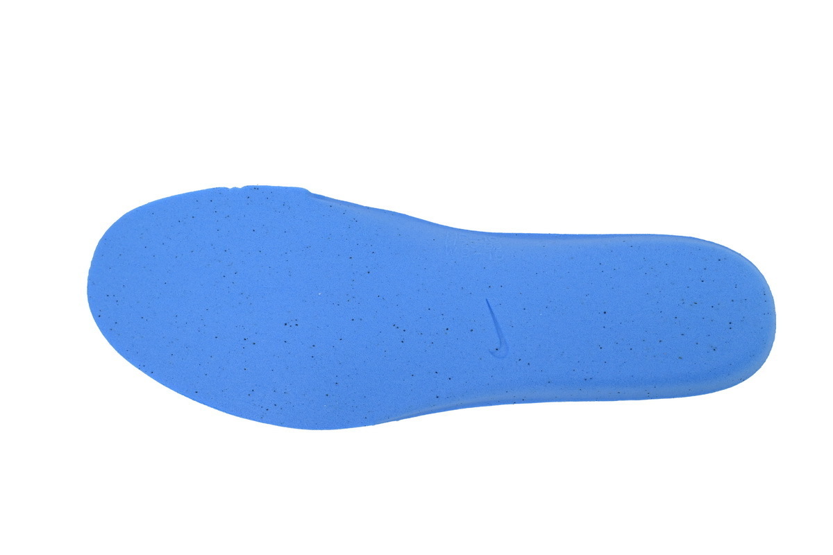 NIKE Vomero 18 Coconut Milk HM6803-101