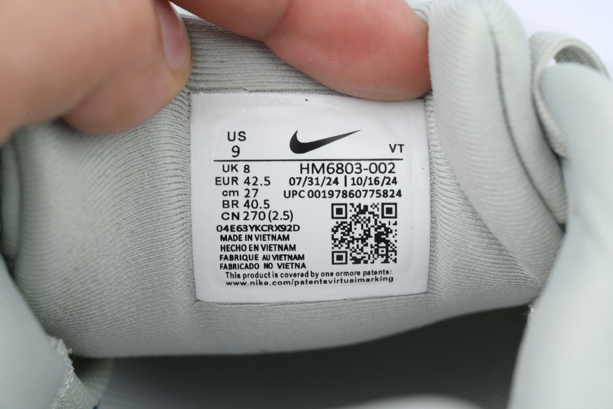 NIKE Vomero 18 Dusty Olive HM6803-002