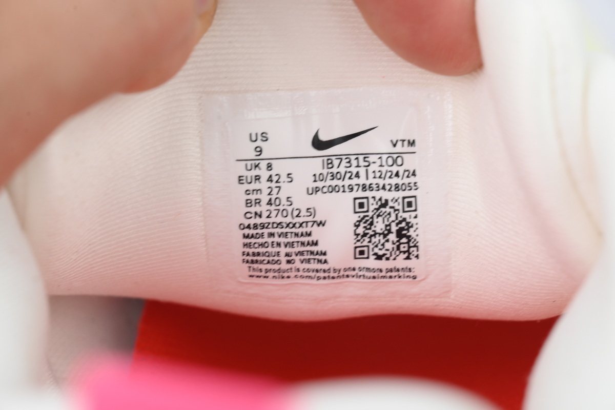 NIKE Vomero 18 Sail Hyper Pink IB7315-100