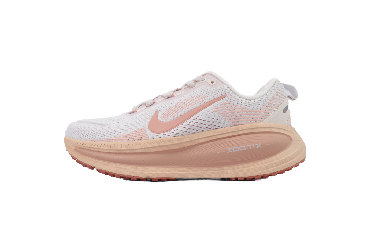 NIKE Vomero 18 Light Orange HM6804-601