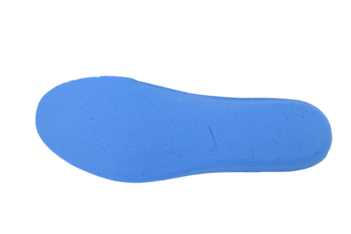 NIKE Vomero 18 Light Orange HM6804-601