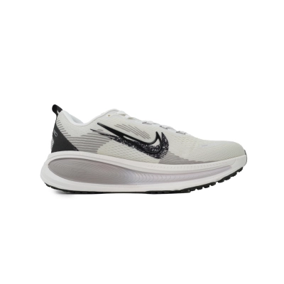 NIKE Vomero 18 SE Run Pack IB5726-100 02