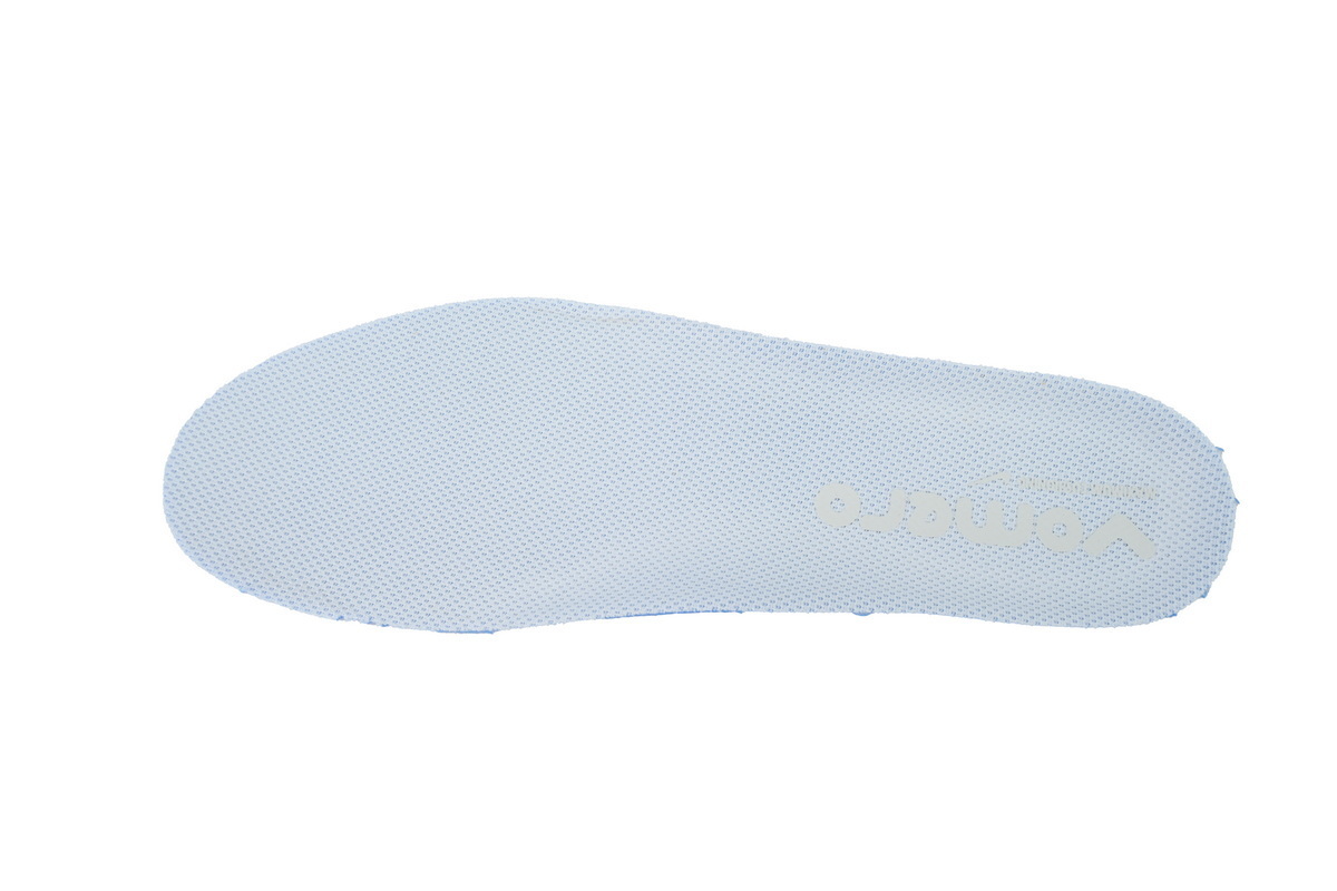 NIKE Vomero 18 White Photon Dust HM6803-106