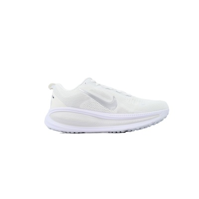 NIKE Vomero 18 White Photon Dust HM6804-104 02
