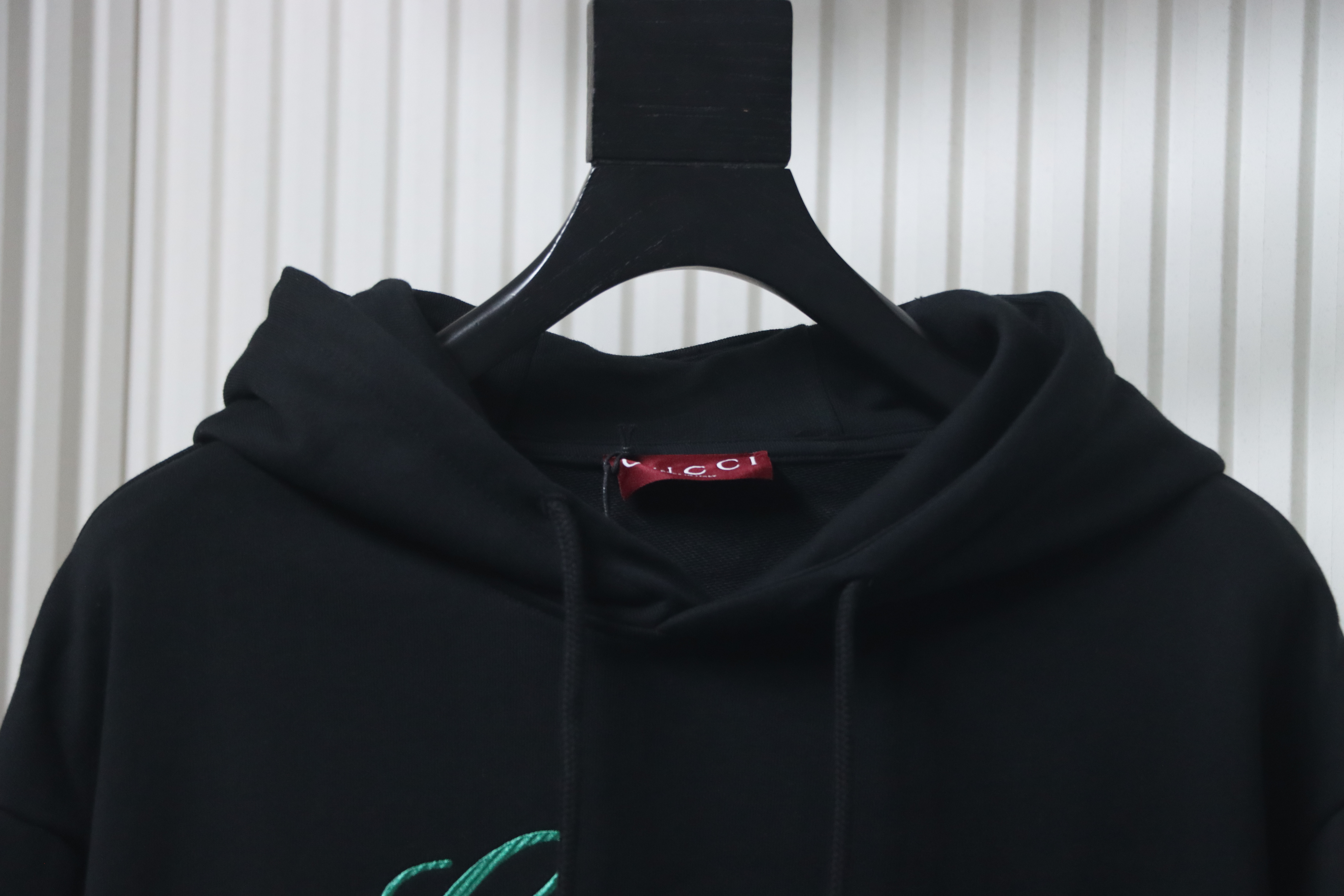 Gucci 25Fw Signature Logo Embroidered Hoodie White/Black