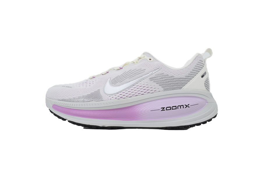NIKE Vomero 18 Sail Doll Wmns IM2503-133