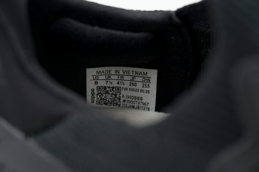 Adidas Y-3 Ultra Boost 5 Black IH0869