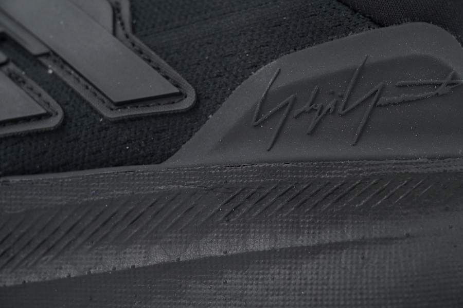 Adidas Y-3 Ultra Boost 5 Black IH0869