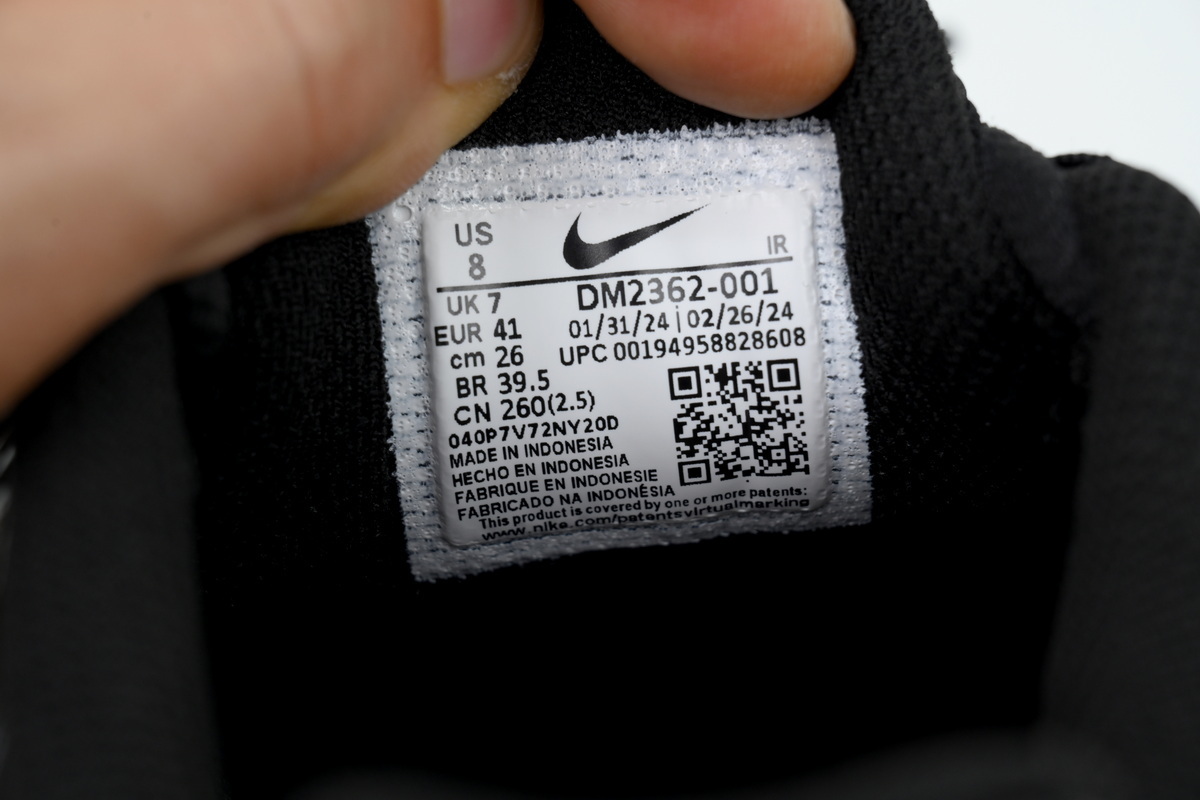 Nike Air Max Plus Black White DM2362-001 