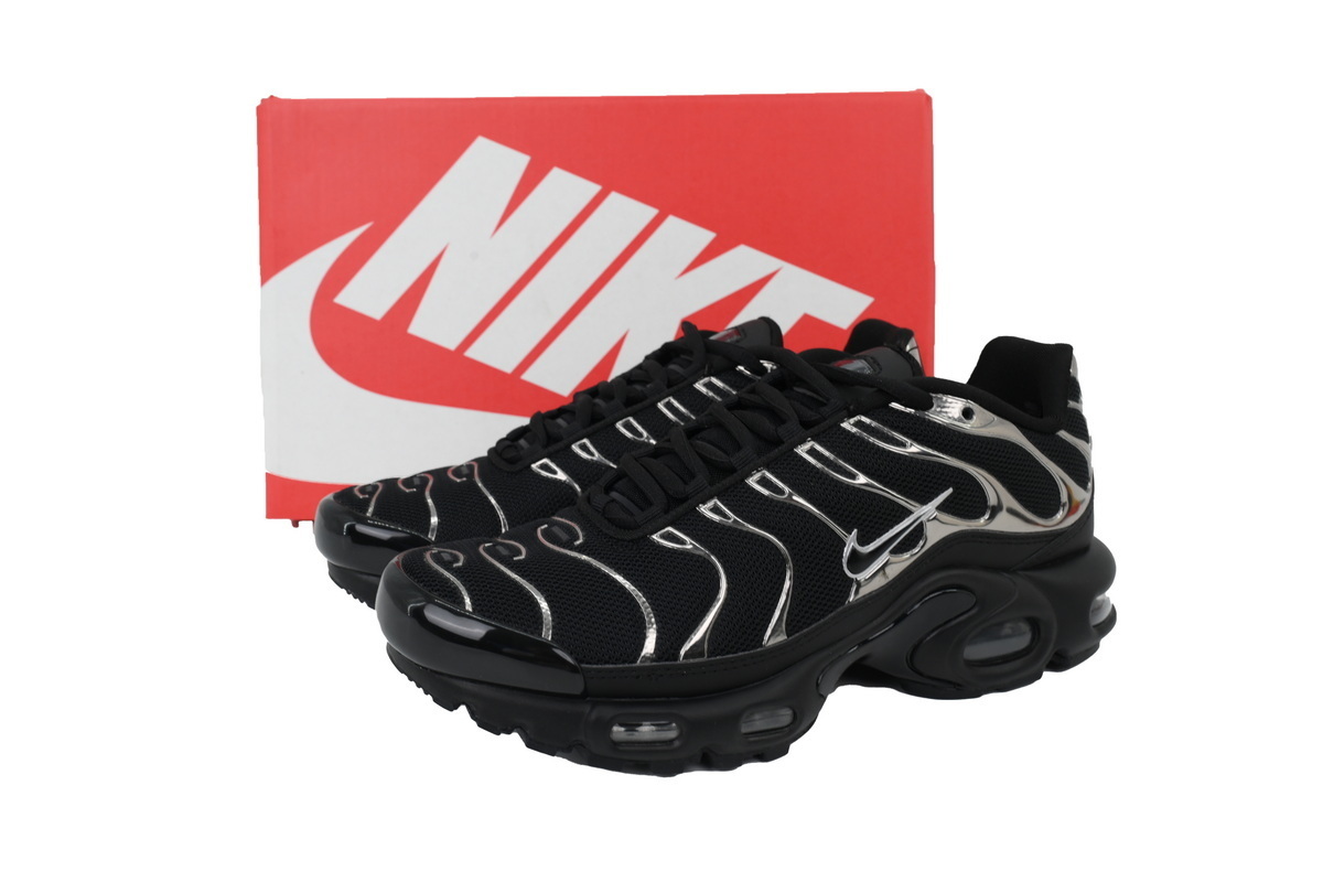 Nike Air Max Plus SE Black Chrome Silver HJ9743-001
