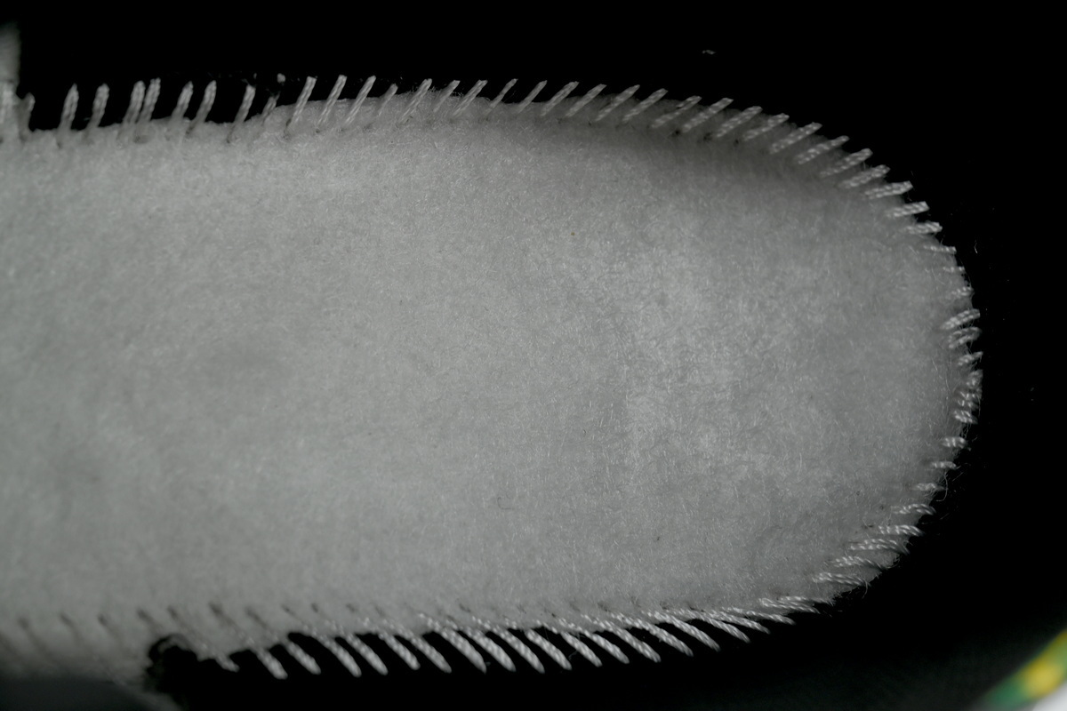 Nike Air Max Plus Varsity Maize Pine Green IB7671-700 