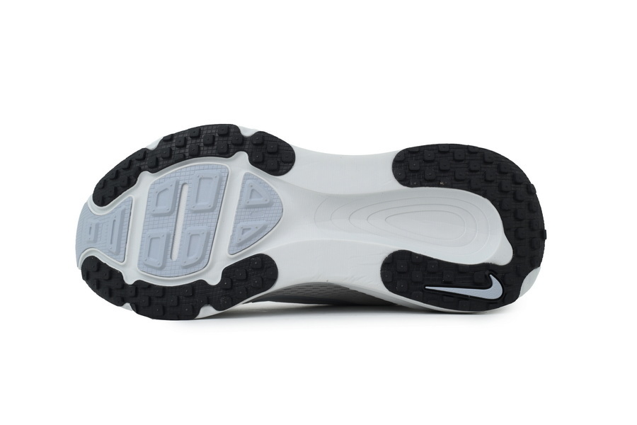 NIKE Vomero 18 Grey HM6803-009