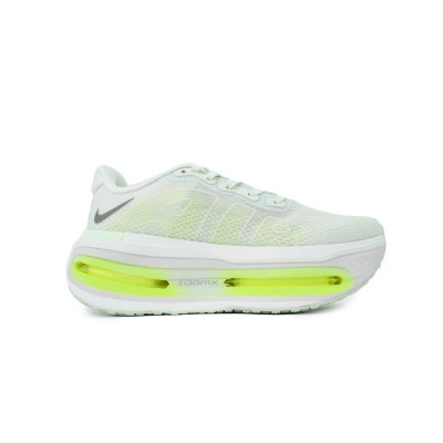NIKE Vomero 19 Moonlight HQ2050-101 02