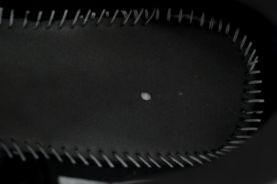 Nike Vomero Plus Black Metallic Dark Grey HV8150-003