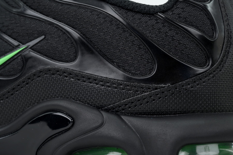 Nike Air Max Plus Green Strike DM0032-024