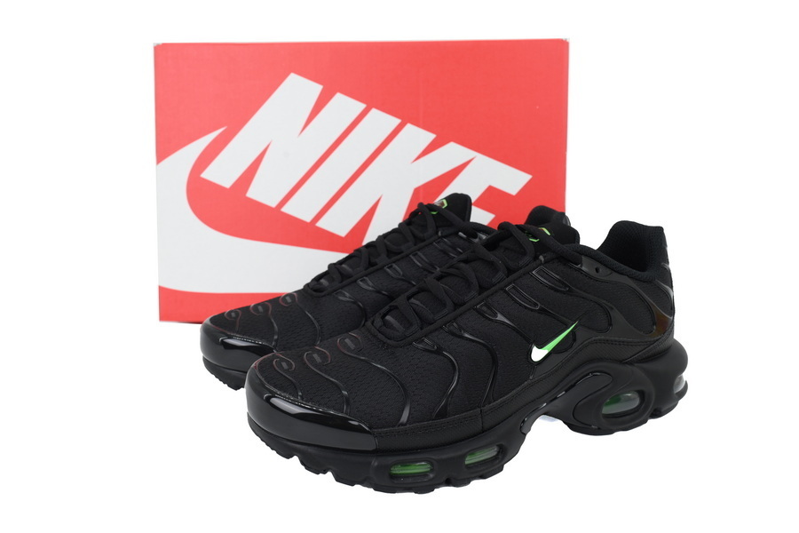 Nike Air Max Plus Green Strike DM0032-024