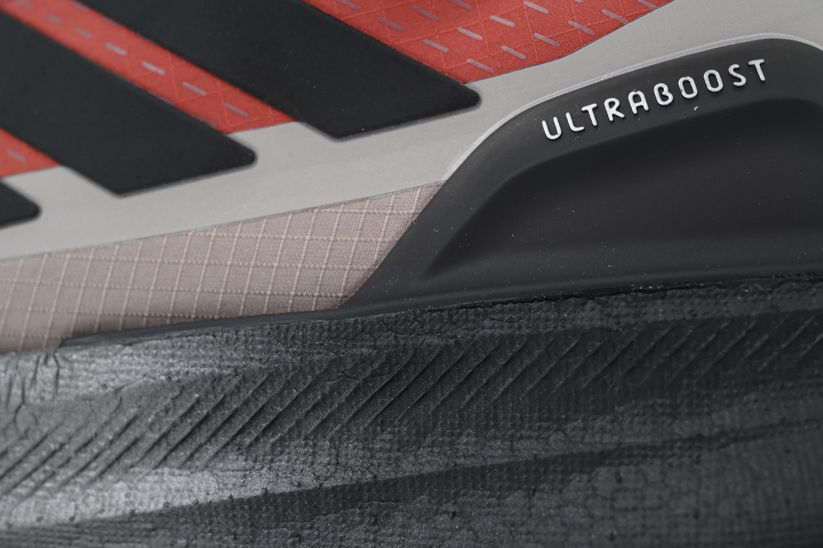 Adidas Ultra Boost 5 TR Preloved Ruby Carbon IG9353