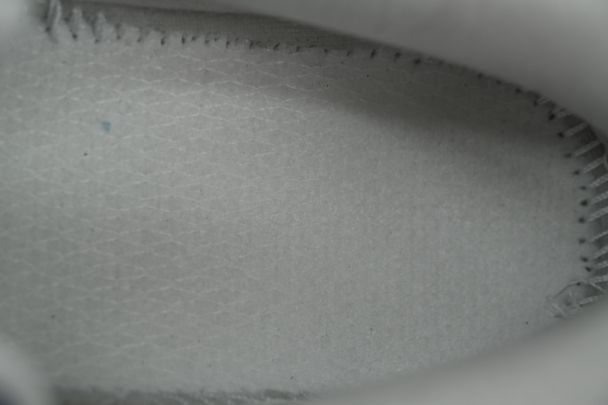 New Balance 9060 Natural--Indigo U9060IND