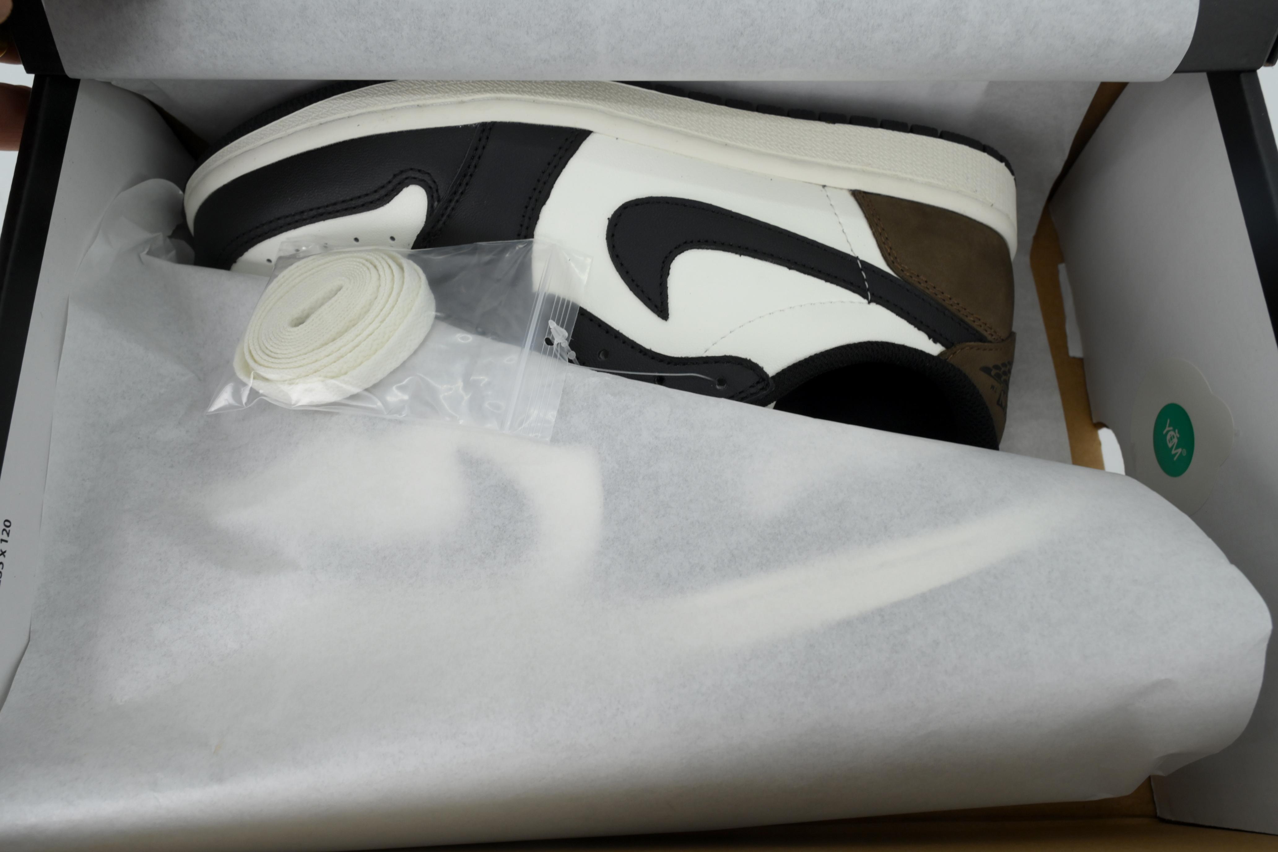 Air Jordan 1 Retro Low OG Mocha CZ0790-102