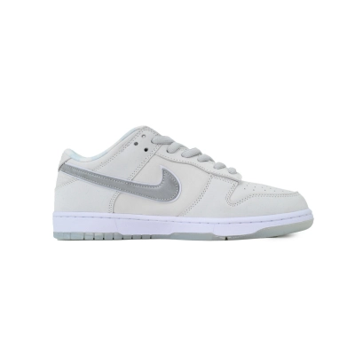 Top Version Concepts x Nike Dunk Low OG SB QS White Lobster' Friends & Fam FD8776-100 02