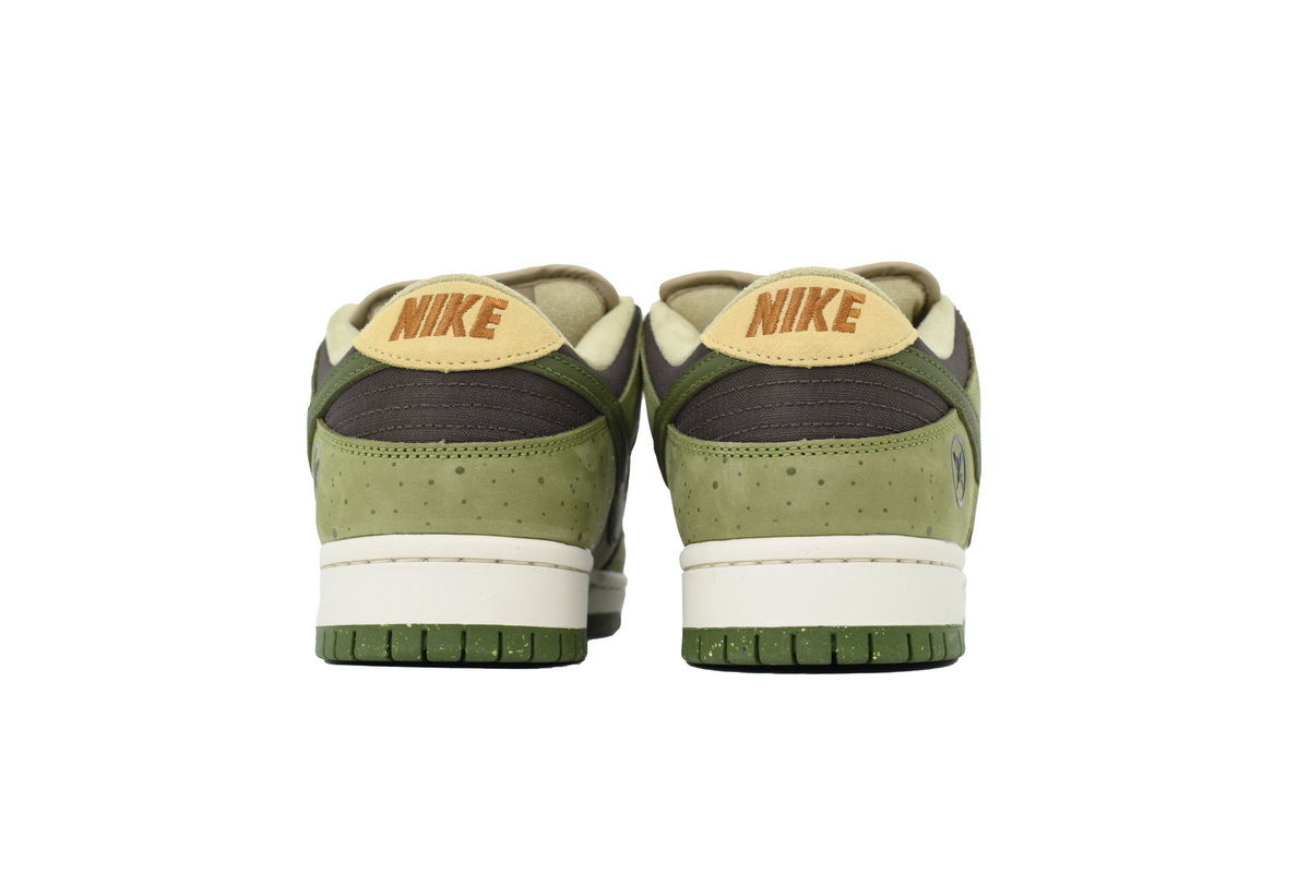 Top Version Yuto Horigome x Nike Dunk Low SB Asparagus HF8022-300