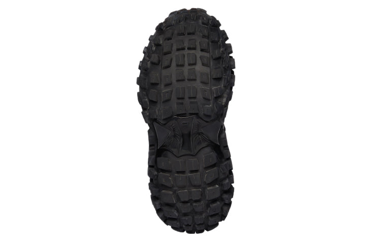 Balenciaga Defender Black 685613 W2RA6 1000