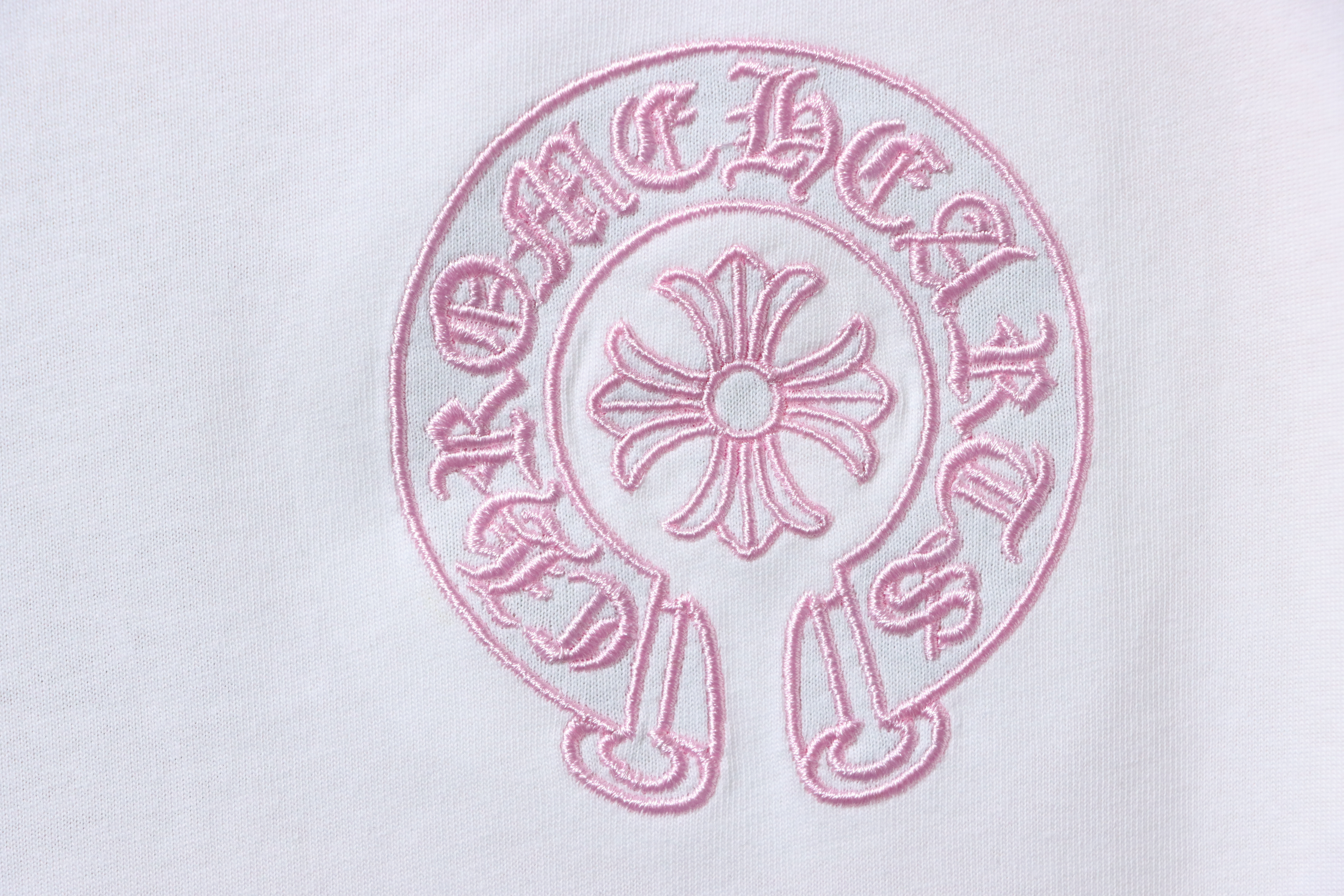 Chrome Hearts 25FW Embroidered Horseshoe Patchwork Long Sleeve T-Shirt Pink