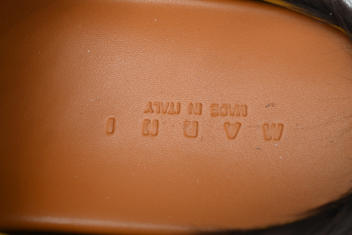 Marni Long-Hair Calfskin Fussbett Sabot Brown SBMS004601P412200M37