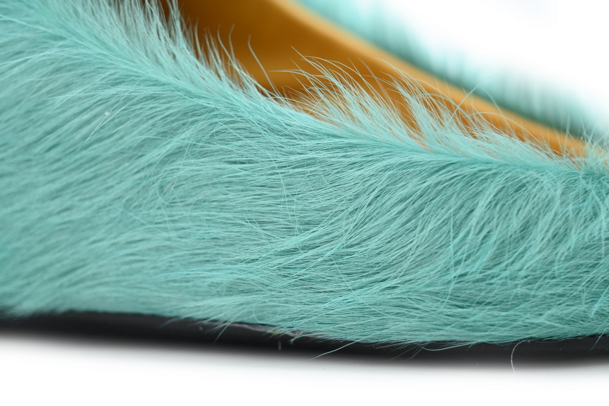 Marni Long-Hair Calfskin Fussbett Sabot Green SBMR000600P412200V38