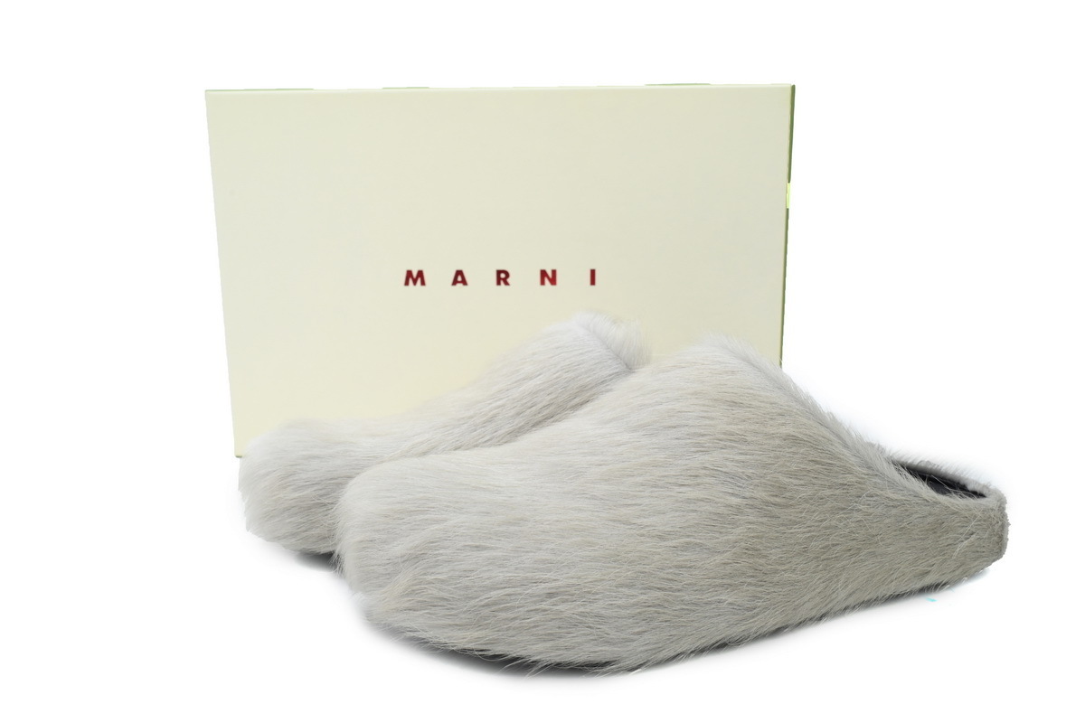 Marni Long-Hair Calfskin Fussbett Sabot Grey SBMR000600P412200N15