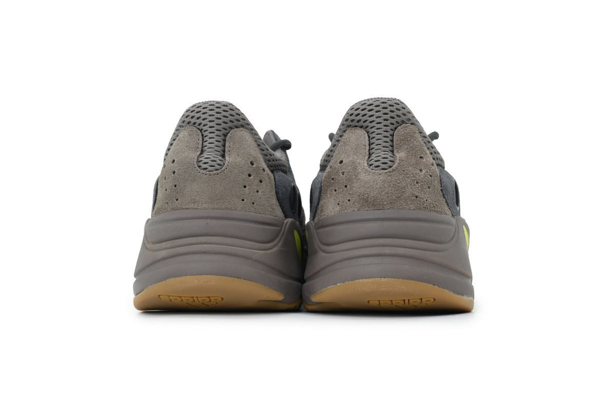 Top Version  Adidas Yeezy Boost 700 Mauve  EE9614