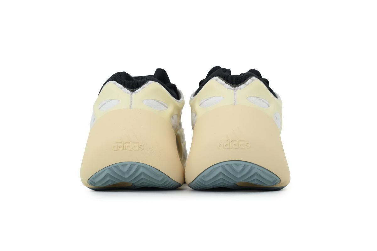 Top Version Adidas Yeezy 700 V3 Azael FW4980