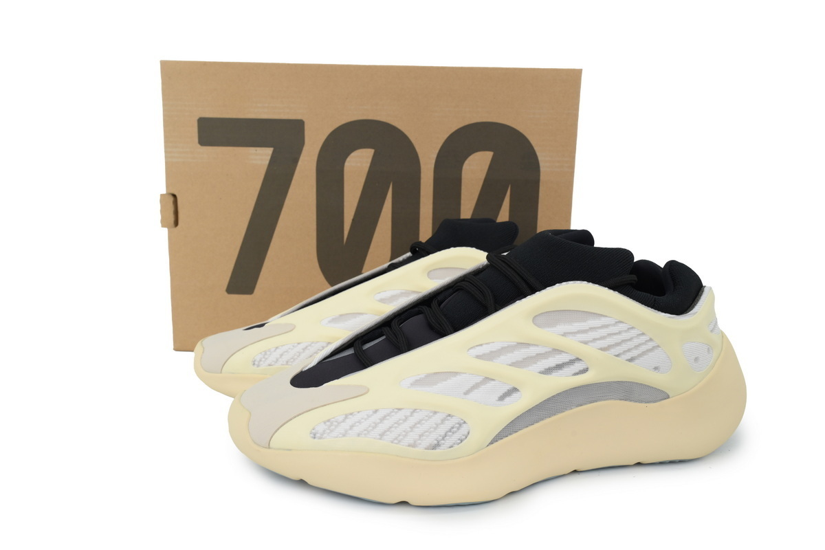 Top Version Adidas Yeezy 700 V3 Azael FW4980